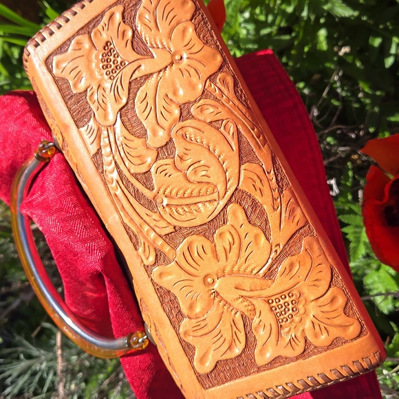 HAND TOOLED Cowhide Leather Purse with Melamine handle. VINTAGE Brown /Tan - Picture 8 of 17